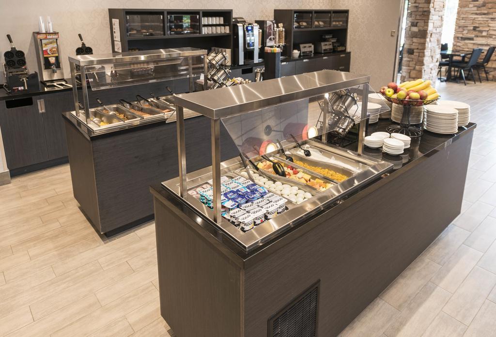 Quality Inn & Suites Леві Екстер'єр фото