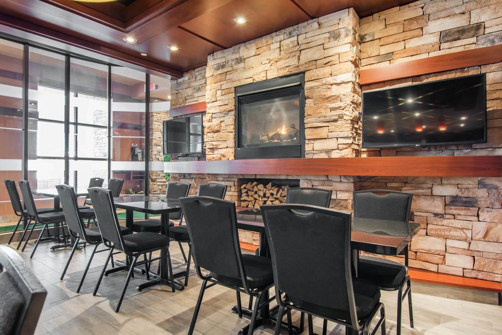 Quality Inn & Suites Леві Екстер'єр фото