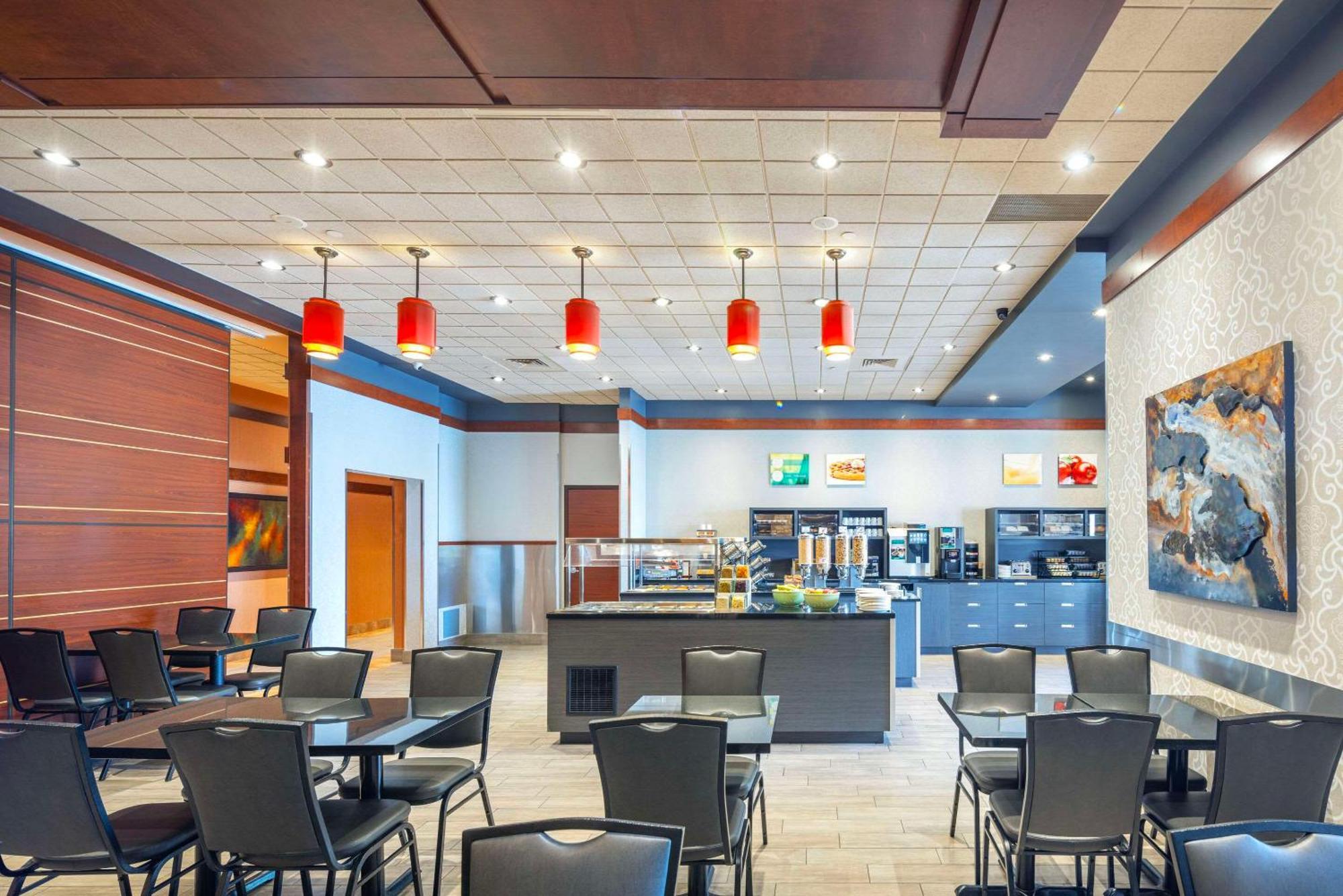 Quality Inn & Suites Леві Екстер'єр фото