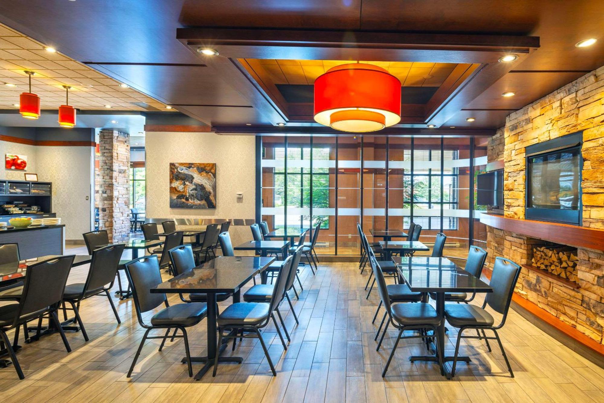 Quality Inn & Suites Леві Екстер'єр фото